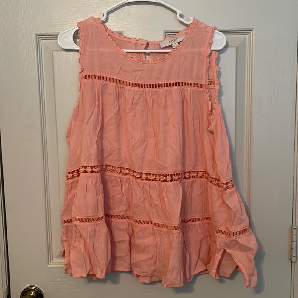Loft Peach Ruffled Sleeveless Blouse - Size M